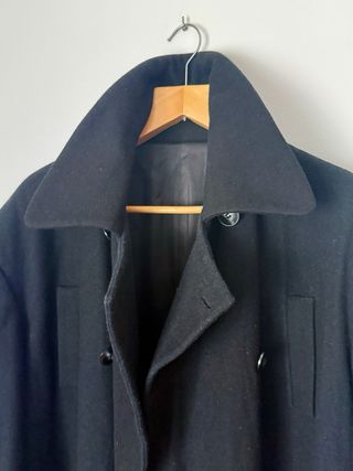 Abrigo de lana azul marino