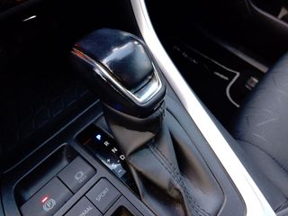 Toyota Rav4 Hybrid Luxury