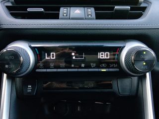 Toyota Rav4 Hybrid Luxury