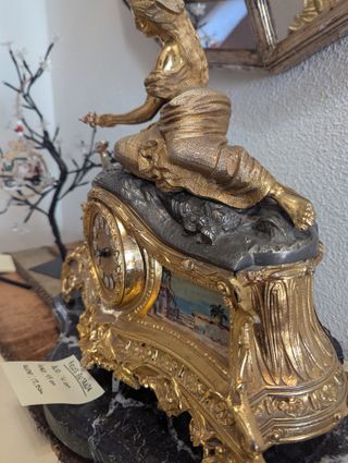 Reloj de mesa francés antiguo