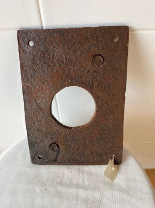 Chapa de bodega antigua