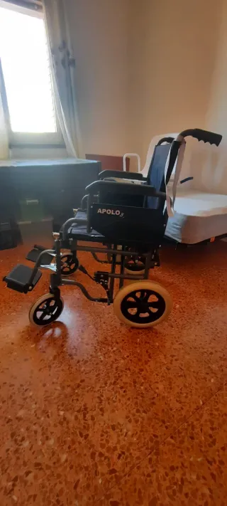 Silla de ruedas plegable,modelo Apolo 3