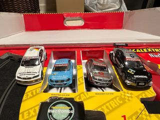 Scalextric Nürburgring 1:32 con 4 coches de 2006