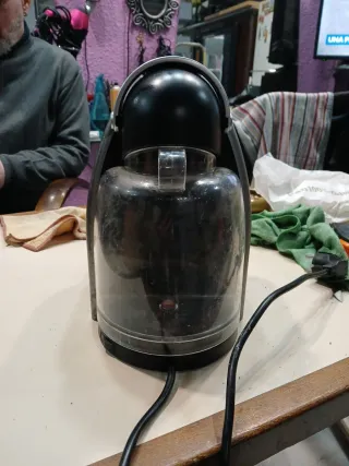 Cafetera Krups Nespresso Gris