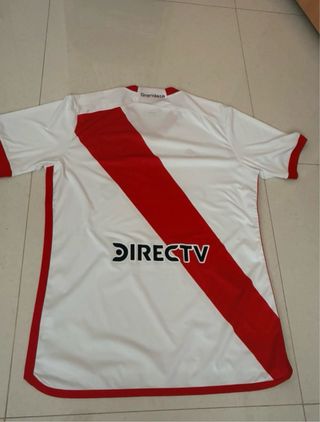 Camiseta River Plate Adidas Talle M