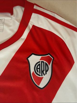 Camiseta River Plate Adidas Talle M