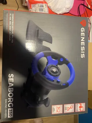 Volante Genesis + Juego F1 23