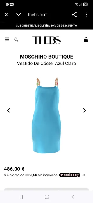 Vestido Moschino Morado con Joyas Doradas