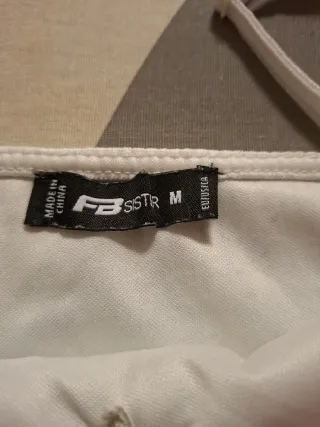 Top encaje tirantes .