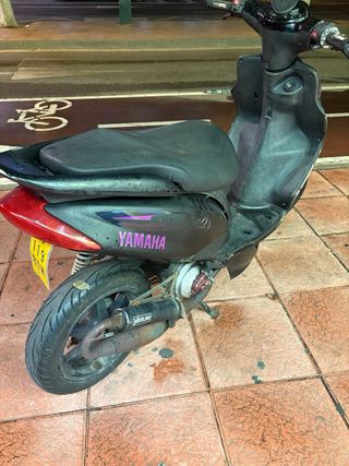 Yamaha Jog RR de agua Negra