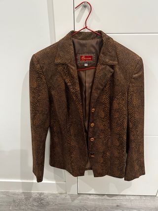 Chaleco estampado piel serpiente