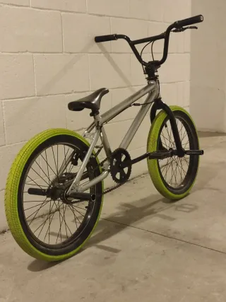 Precio NEGOCIABLE - BMX Street/Park