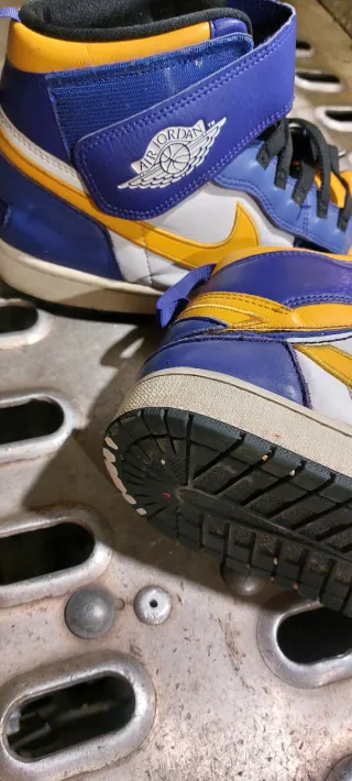 Zapatillas Jordan Talla 44 Azul y Amarillo