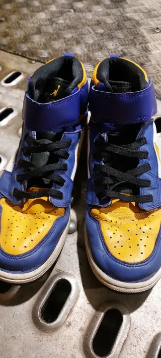 Zapatillas Jordan Talla 44 Azul y Amarillo