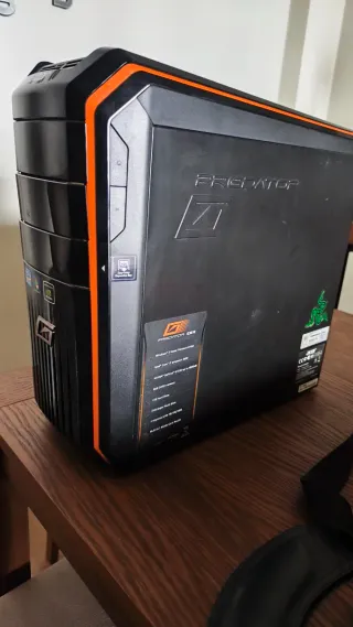 Acer Predator G3610 PC Intel i7 8GB RAM 1TB