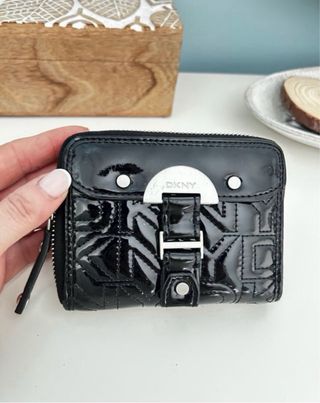 Bolso Bimba y Lola Negro y monedero DKNY