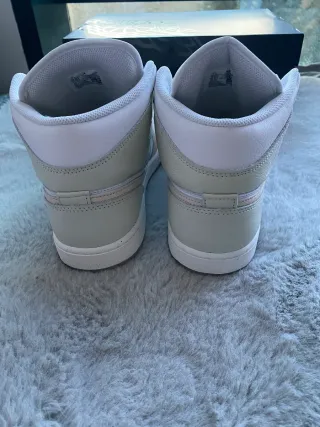 Nike Jordan Air 1 Mid Beige/Blanco