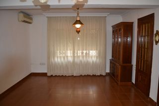 Casa adosada en zona Alminares-Fontiveros. Granada