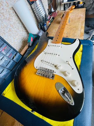 Ajuste de guitarras - Roma Luthier