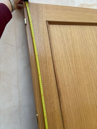 Puerta de madera maciza