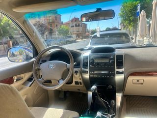 Toyota Land Cruiser 2005