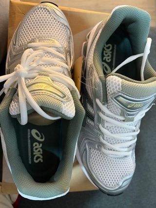 ASICS Kayano 14 Plata y Verde