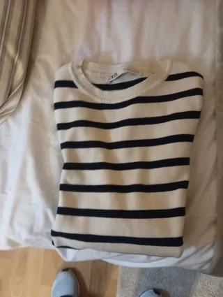 Lote Ropa: Jersey, Sudadera y Camiseta