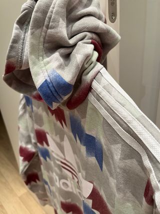 Sudadera Adidas Mujer Gris colores Talla 13/14 año