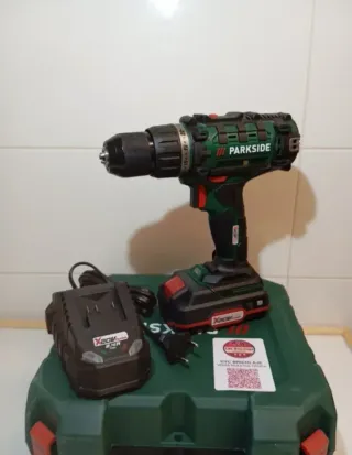 Atornillador Taladro Parkside 20V completo nuevo
