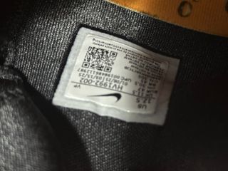 Zapatillas Baloncesto Nike Negro/Dorado