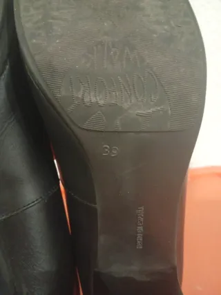 Zapatos negros de tacón