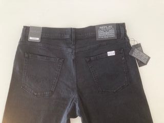 Replay Sandot. Pantalón vaquero negro. W34 L34