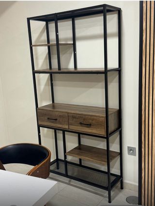 Mobiliario de oficina: Nogal, metal y lacado