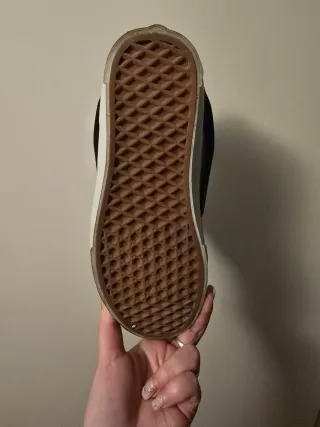 Vans Knu Skool Zapatillas Negras y Grises