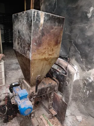 Quemador de cascara de almendra horno Precio negoc