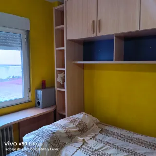 Armadio ponte in legno e plastica