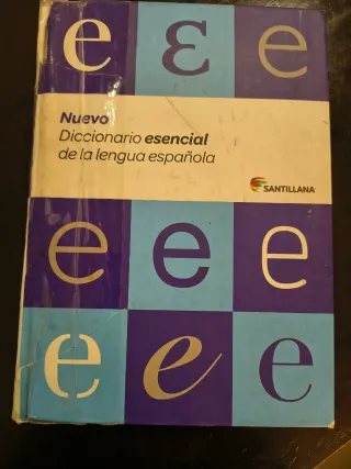 NUEVO DICCIONARIO ESENCIAL DE LA LENGUA ESPAÑOL...