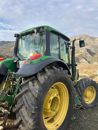 Tractor John Deere 6534