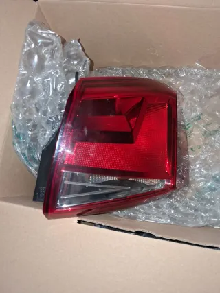 Farolim Direito SEAT ARONA (KJ7, KJP) 2017