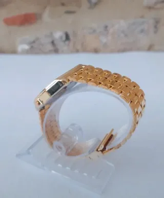 Orologio Oro Nuovo Simil Casio