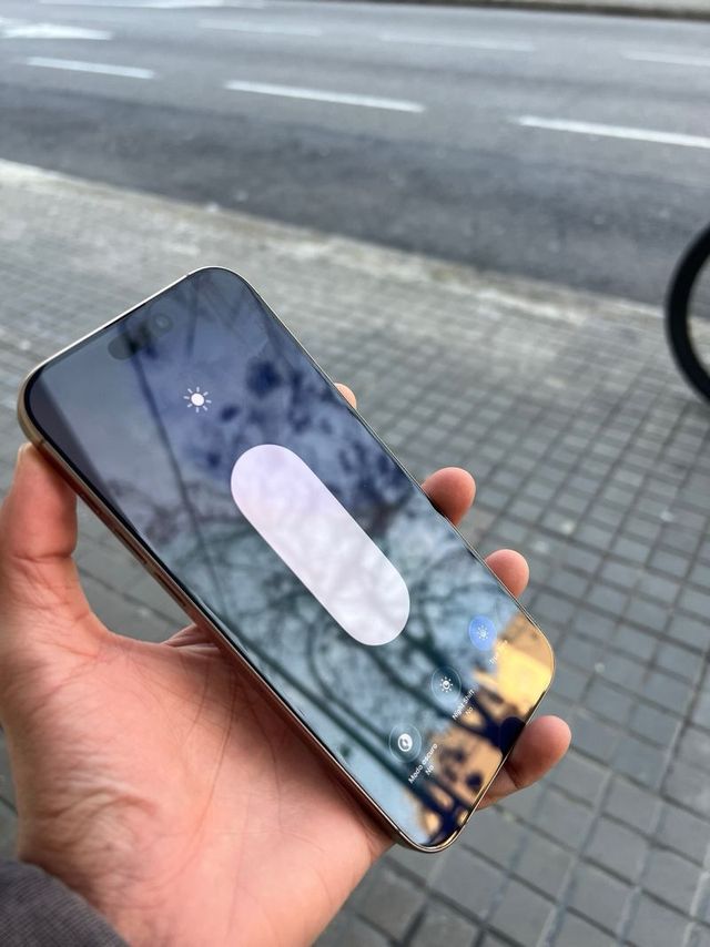 iPhone 16 Pro Max 256GB seminovo