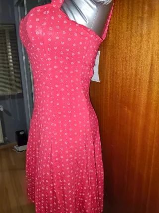Vestido corto rojo estampado verano