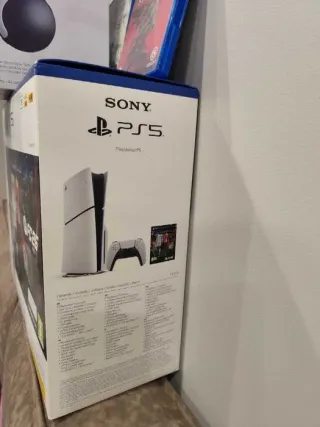 PS5 Slim 1TB + FC26 + 2 Juegos