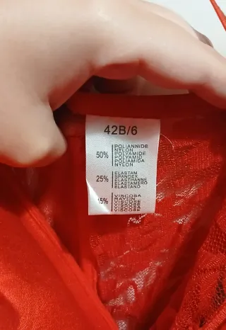 Conjunto de Lencería Rojo Corsé + Tanga + Ligas