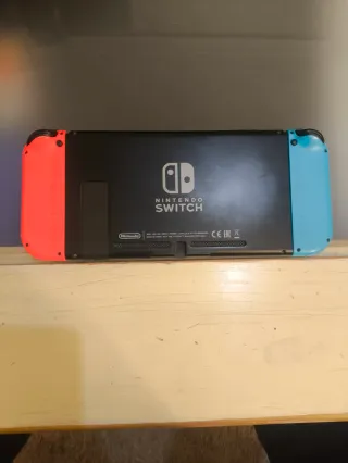 Nintendo Switch Azul y Rojo