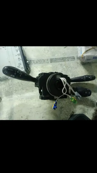 Mando luces Grupo PSA