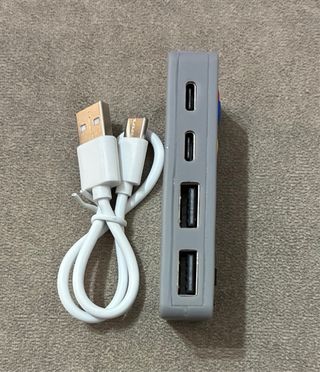 Dispositivo portátil adaptador múltiples puertos