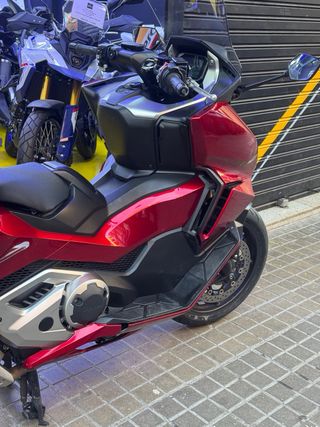 Honda Forza 750 - 12.000 km iva deducible