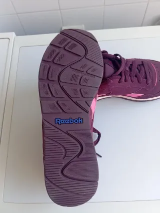 Zapatillas Reebok Moradas y Rosas