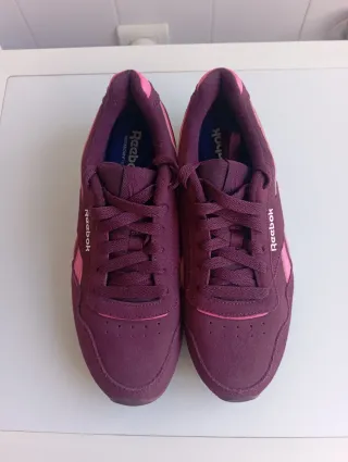 Zapatillas Reebok Moradas y Rosas